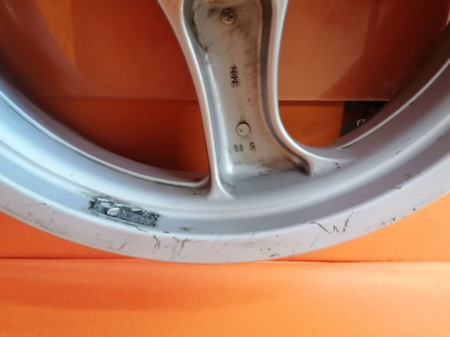 BMW R1100 RS Hinterrad Felge 34195