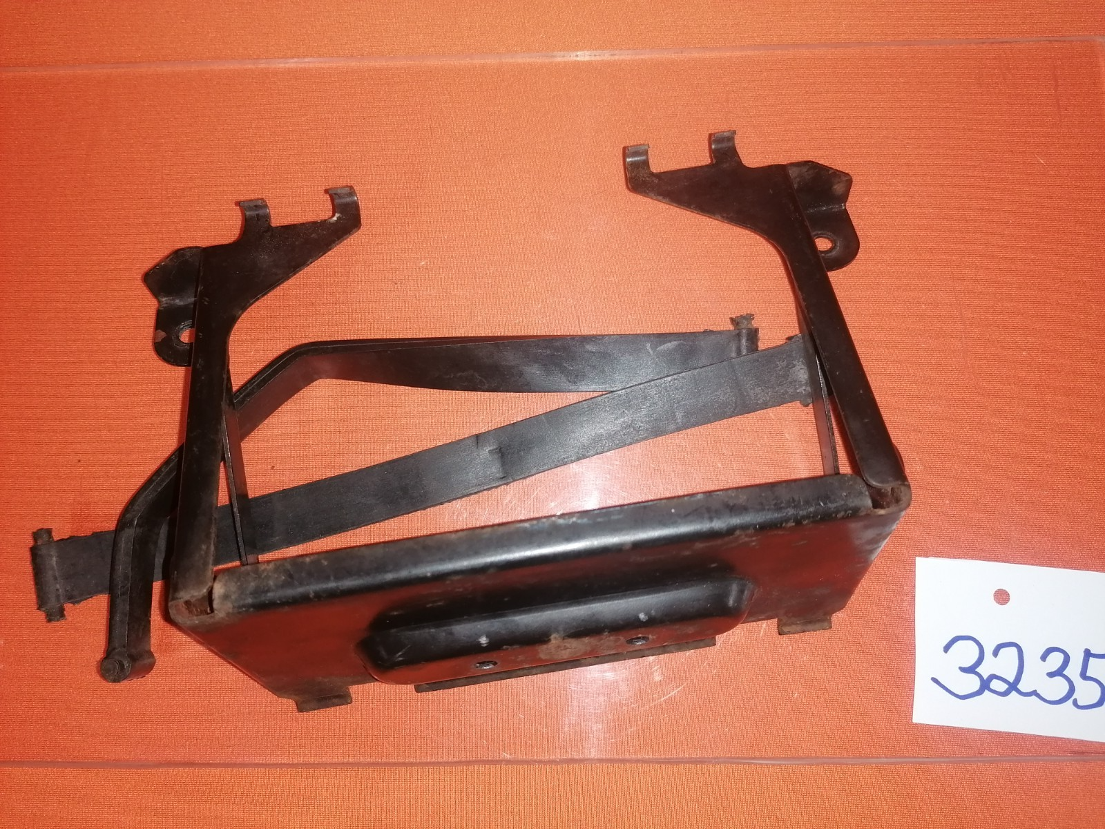BMW R80 R100 Batteriekasten 32353