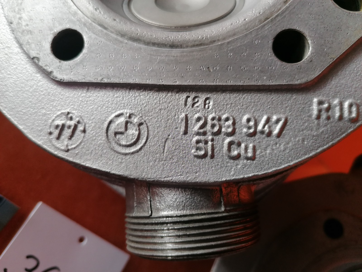 BMW R100 Zylinderkopf Paar Fallert Doppelzündung 36416