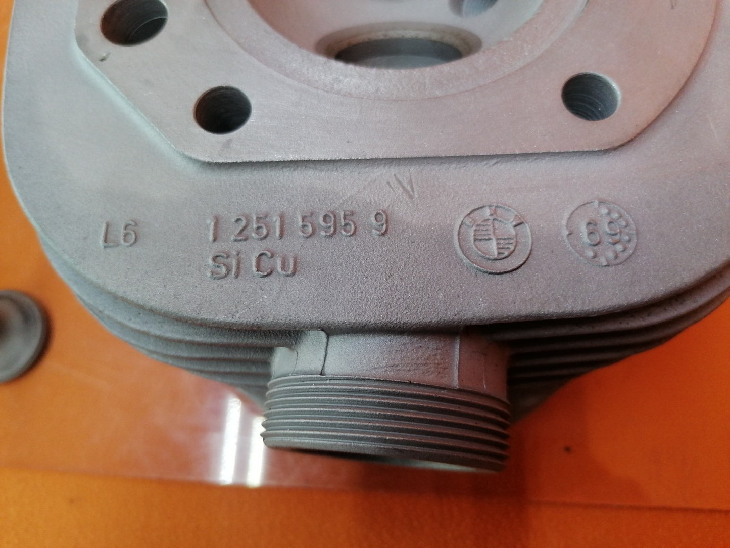 BMW R60 Zylinderkopf links 30153