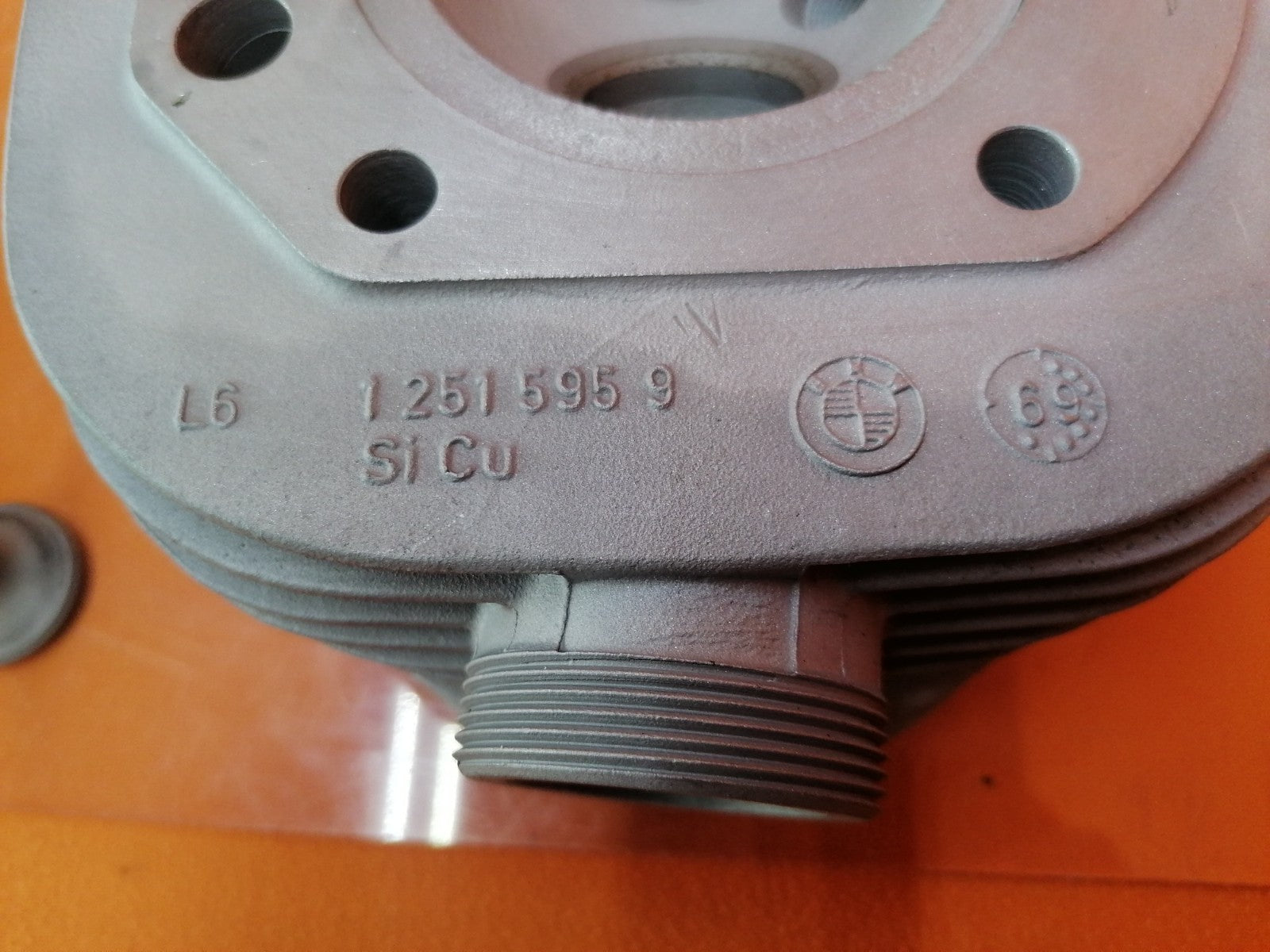 BMW R60 Zylinderkopf links 30153