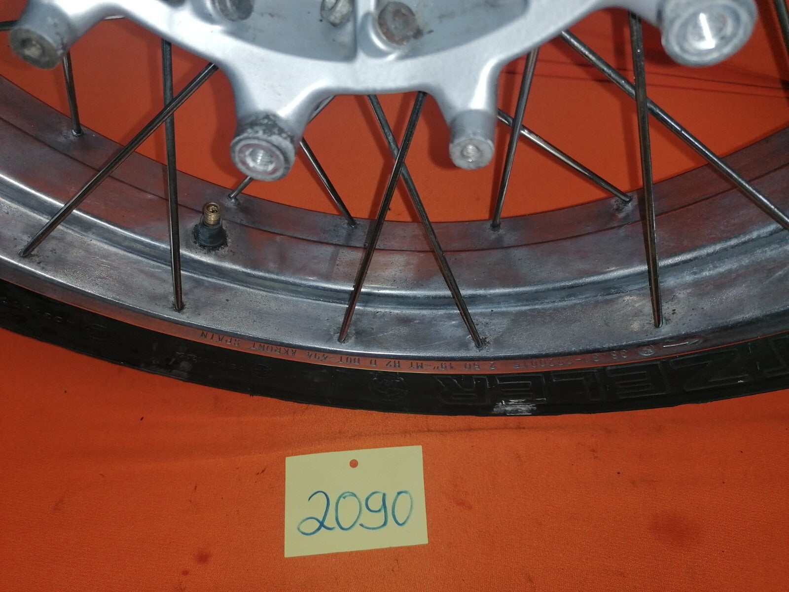 BMW R1100GS Vorderrad2