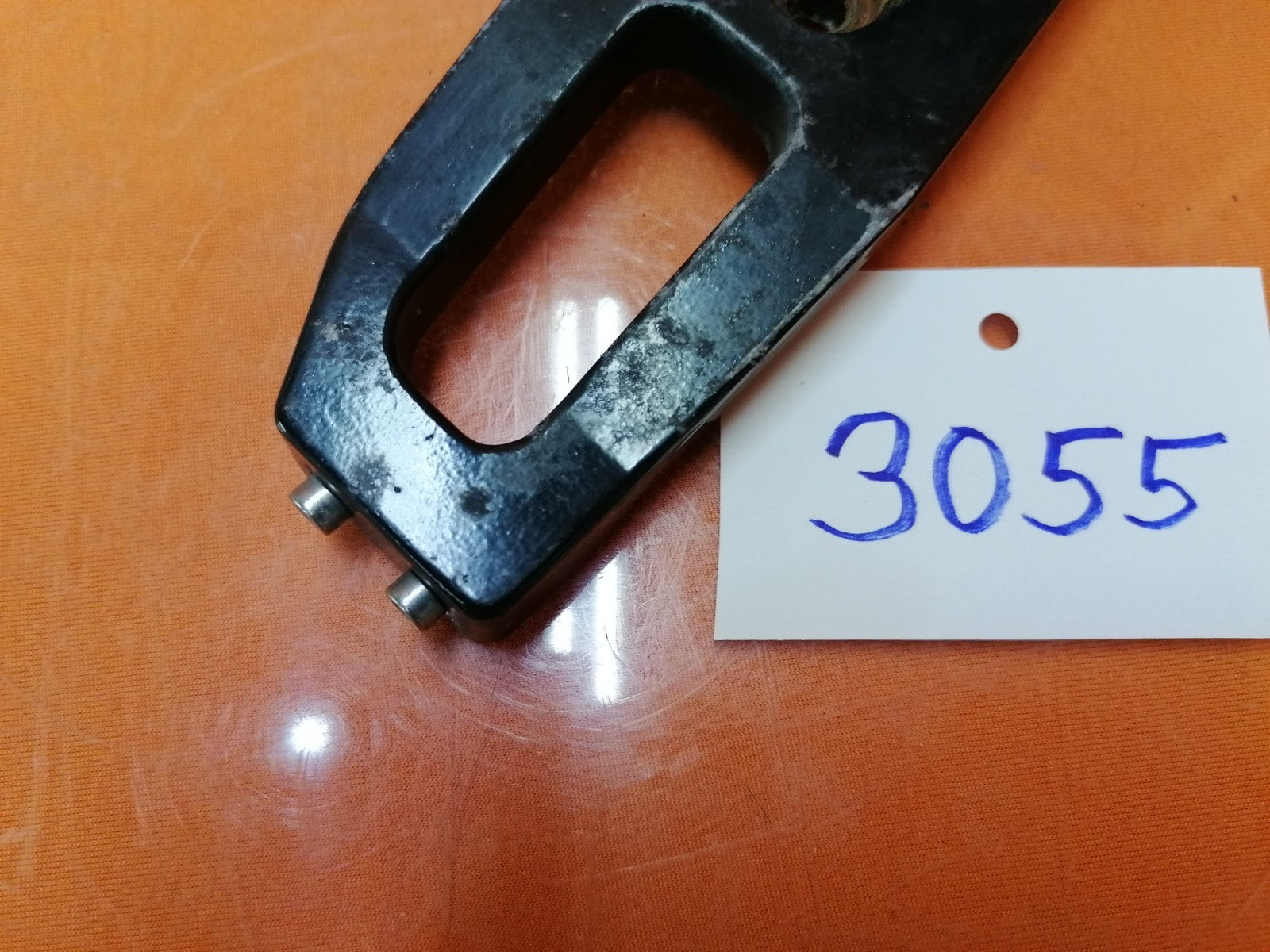 BMW R1100 GS Sozius Fußraste hinten rechts2