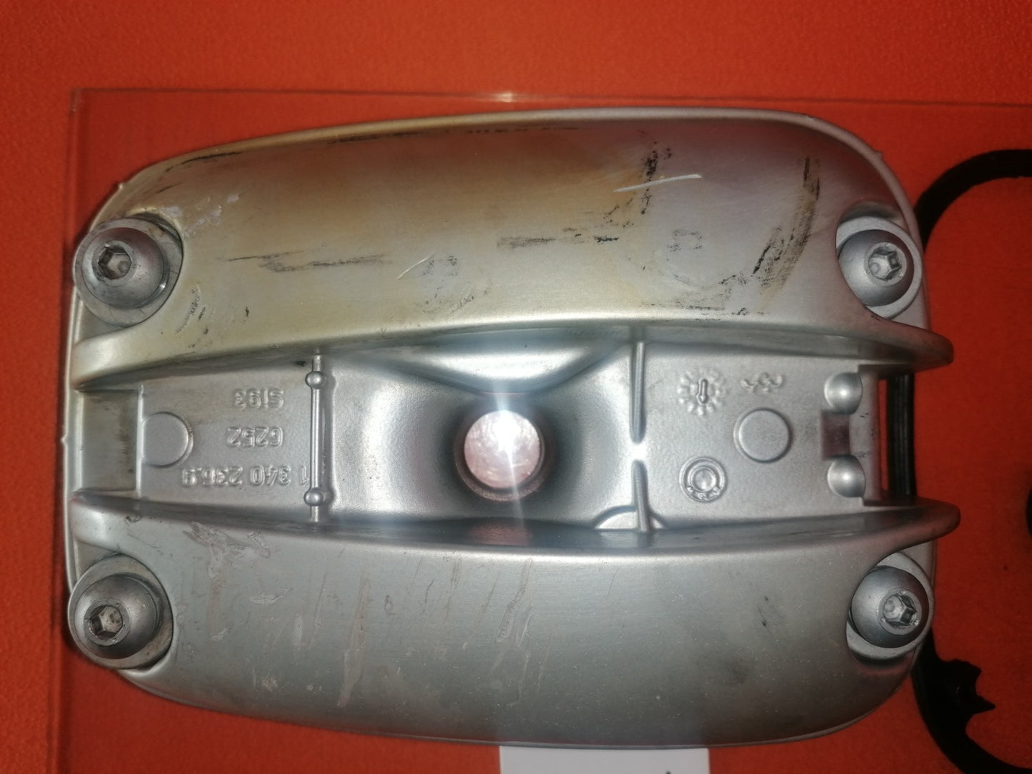 BMW R1100 GS Ventildeckel Zylinderkopfdeckel rechts 33211