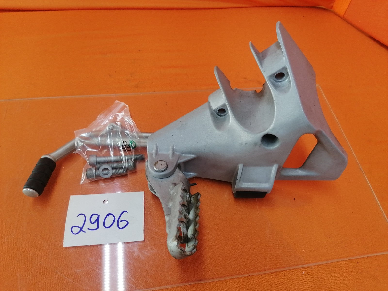 BMW R1100 GS Schalthebel Fußraste links0