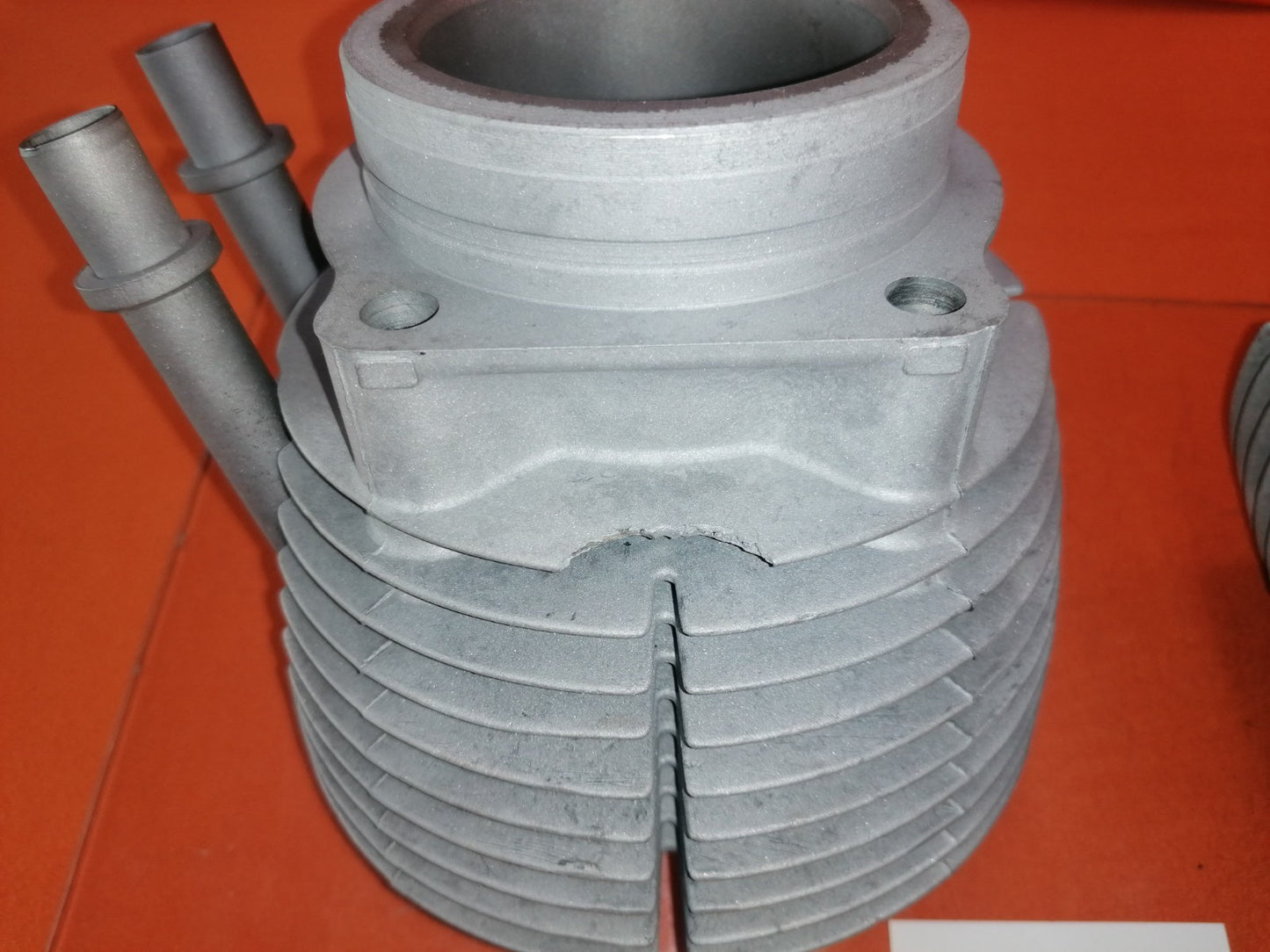 BMW R60 Guss Zylinder 30132