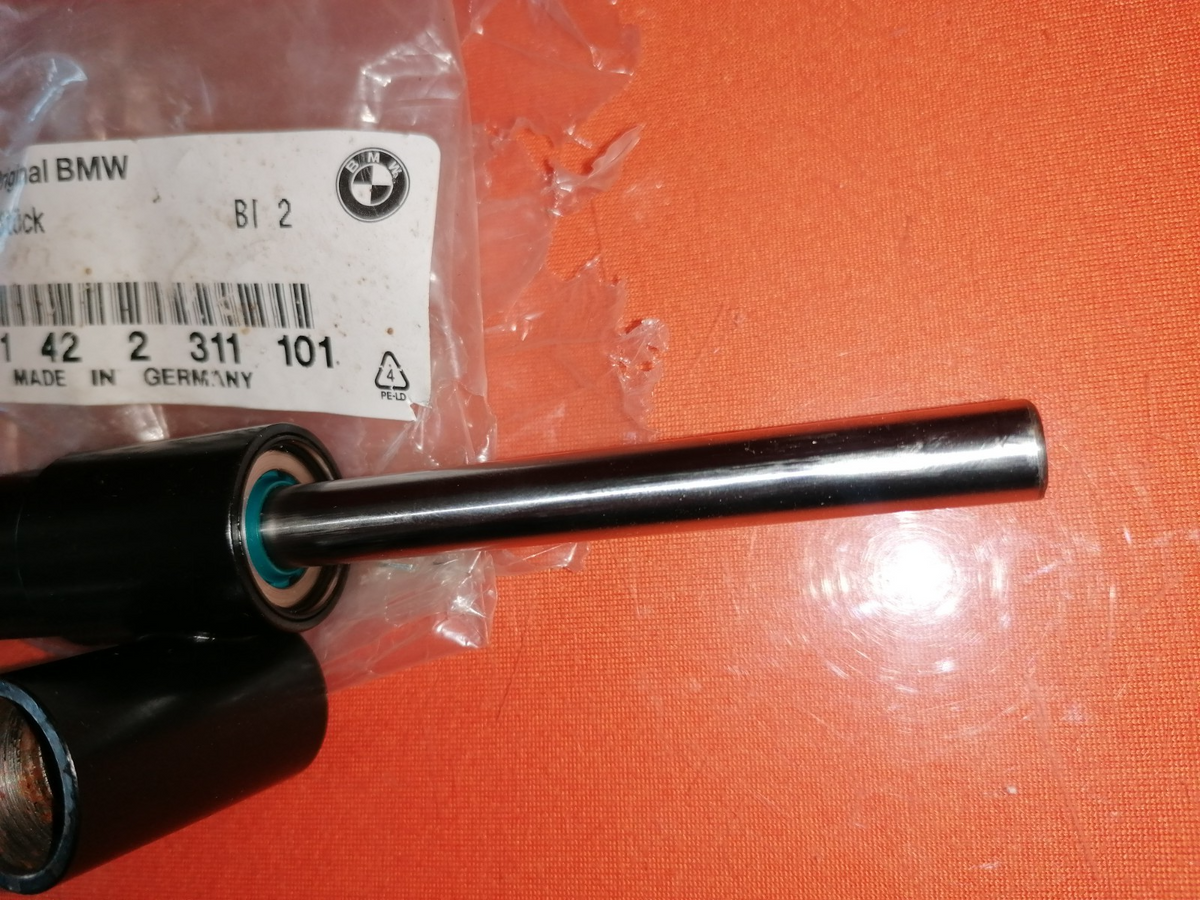 BMW K100 RS K1 Lenkungsdämpfer NEU OEM 36753